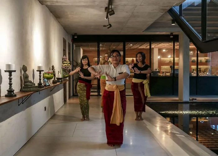 Bisma Eight Hotel 5*
