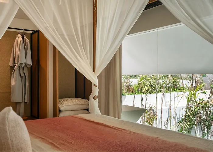 Bisma Eight Hotel 5*